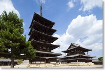 世界最古の木造建築物　法隆寺